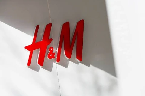 🤓Как ликвидировали юрлицо H&M — так и зарегистрируют новое. Проблема одного дня