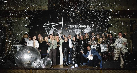 🤓3 апреля в отеле «Метрополь» состоялась церемония награждения лауреатов 29-го сезона Национальной премии в сфере коммуникаций «Серебряный Лучник»