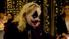 А на Составе всерьез и без маркировки хвалят какую-то кустарную тошноту