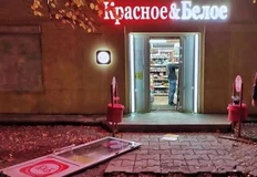 🤓Когда название твоей торговой сети стало синонимом мирового зла… 
