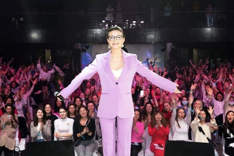 🤓Намечтала…  Обратите внимание — показательные порки работают. Инфоцыгане ушли в подполье