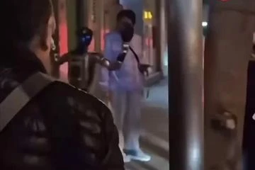 Робот нарушитель